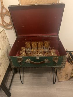 Vintage Suitcase/trunk Upcycled Decor Table 