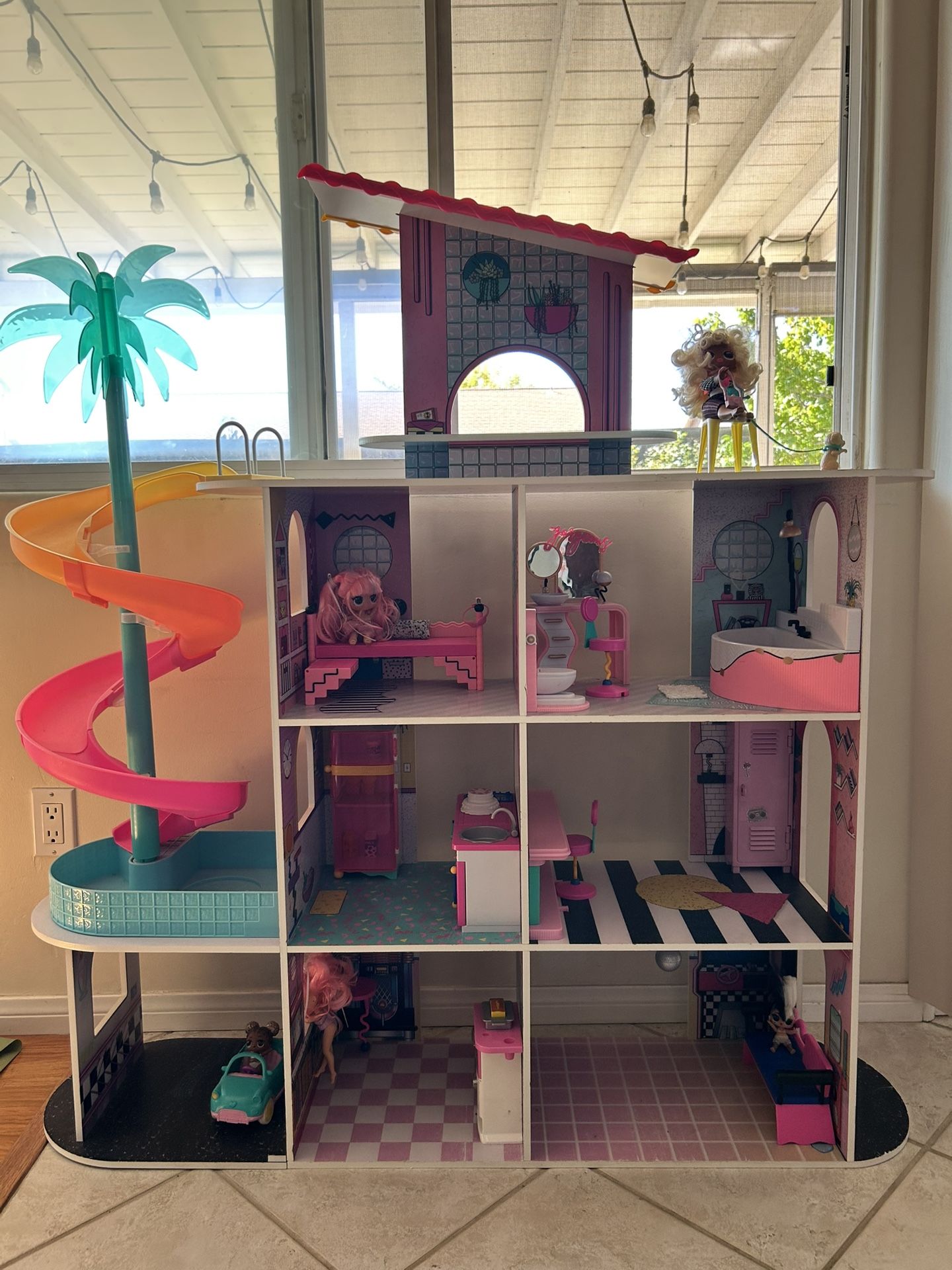 LOL Doll House