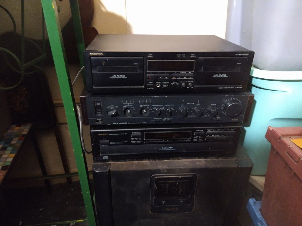 3 Piece Set Onkyo Home Stereo