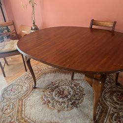 Dining room Table And  4 Chairs 