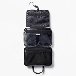 Sonia Kashuk Hanging Travel Weekender Bag Black 3-Compartment.