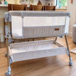 Baby Bassinet - 