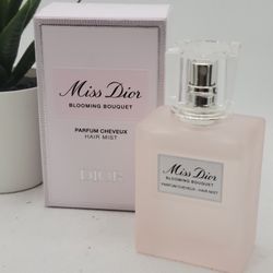 Dior
 
Miss Dior Blooming Bouquet Hair Mist

1 fl USED 