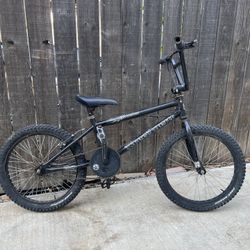 Free Agent BMX Bike