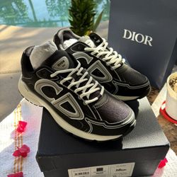 Dior B30