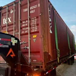 40ft And 20ft Used Shipping Container Available In Bellflower