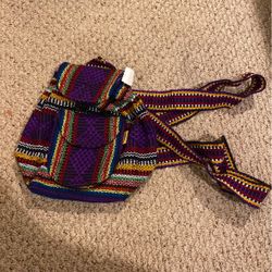 Cute lil crocheted backpack with tag