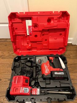 M18 FUEL 18V Lithium-Ion Brushless 1 in. Cordless SDS-Plus Rotary Hammer Kit with 6.0 Ah Battery, Ha