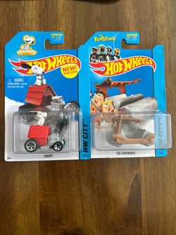 Hotwheels mainline snoopy $10 Flintstone $15