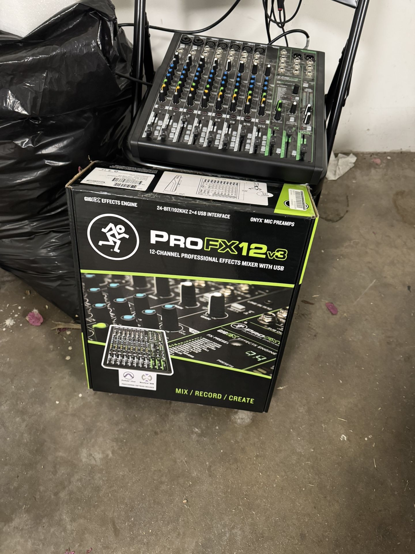 Mackie Pro Fx 12v3