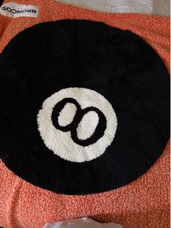 Rug 8 ball 🎱