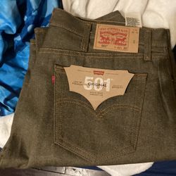 Green Levi’s 501s