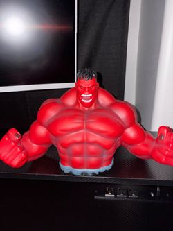 Red Hulk collectible