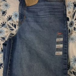 Levi's®  Mom Women's Jeans High Rinse 