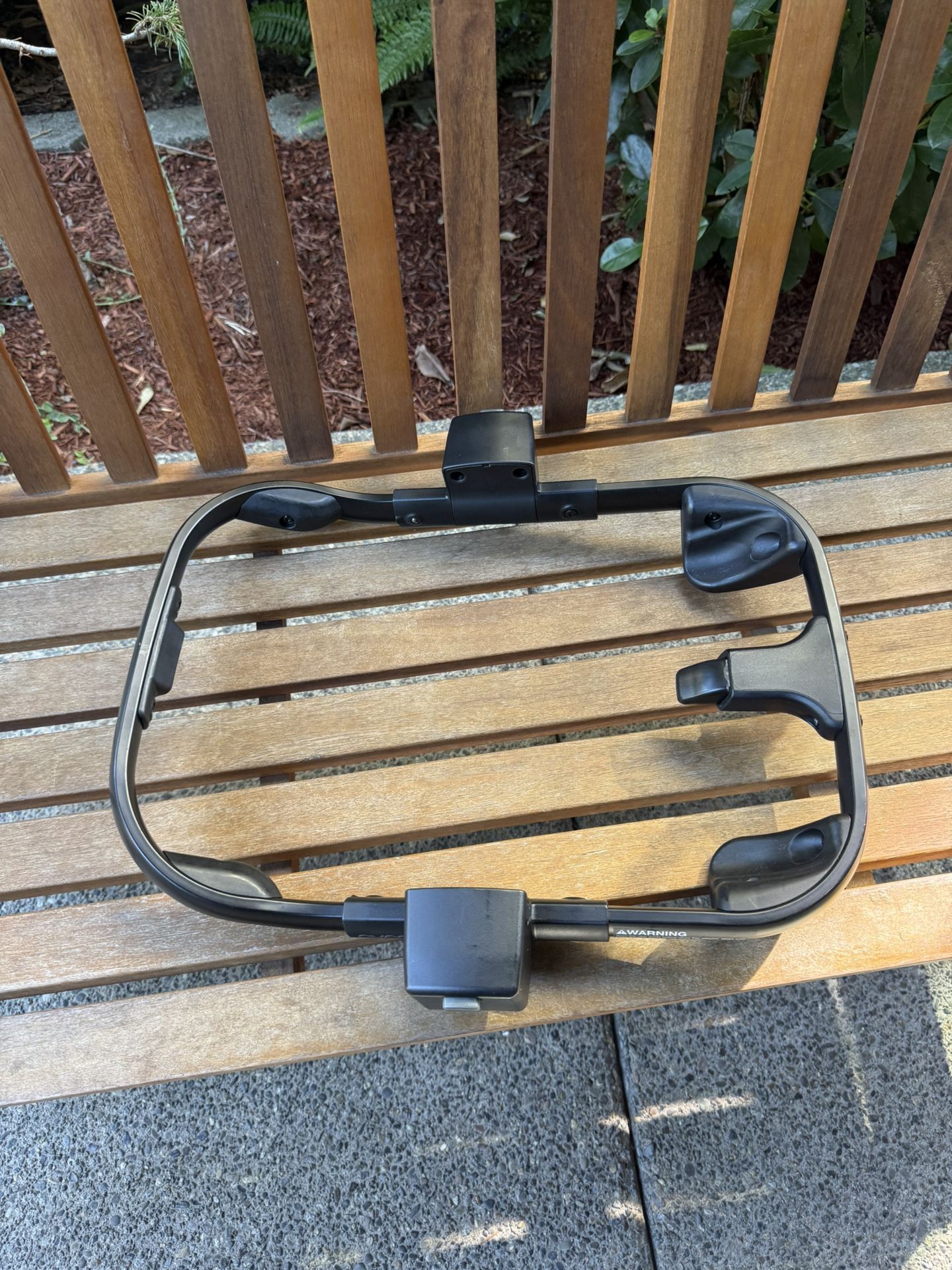 Nuna Pipa car seat Adaptor