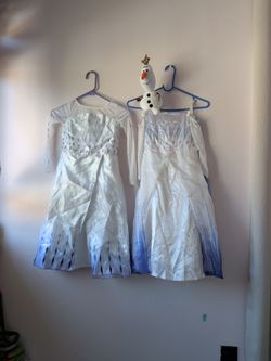 Size 5-6 Frozen Elsa Girls Costume Dress Set of 2