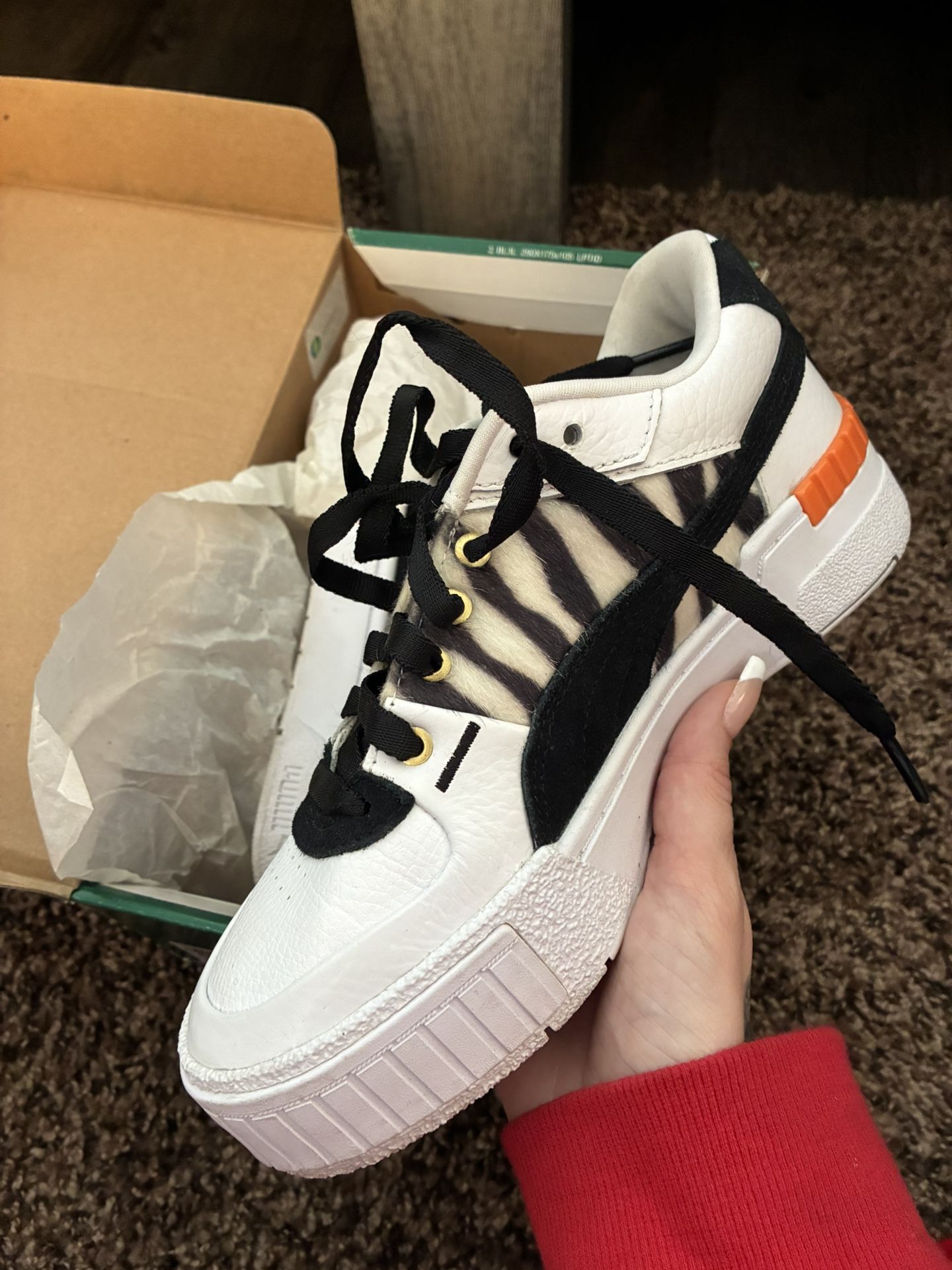 Pumas Size 5 1/2