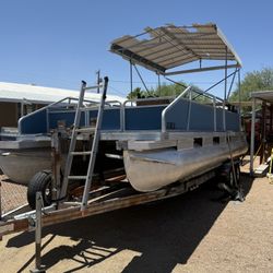 1987 Bass Tracker 
