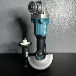 Makita grinder