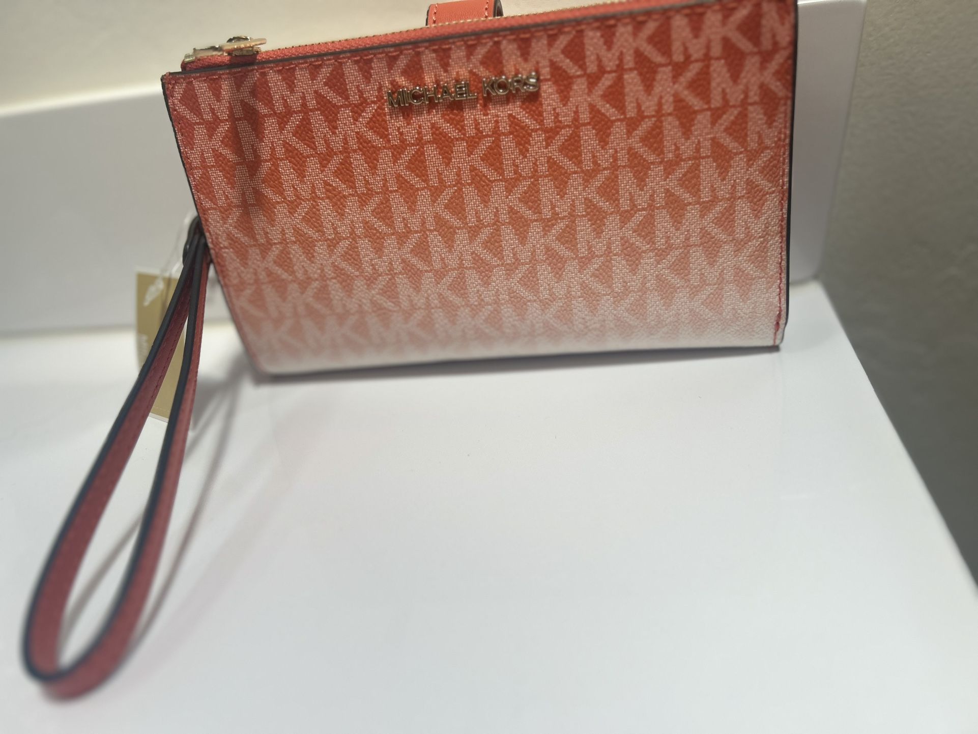 Michael Kors Wallet Wristlet -BRAND NEW WITH TAGS