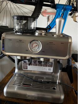 Espresso machine with grinder & milk frother steam wand & removable water tank