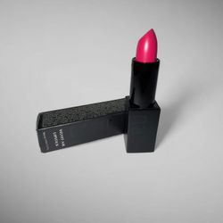 Ecru New York Velvet Air Lipstick Shade Fearless Fuschia New Long Lasting