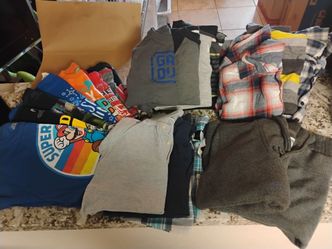 M (10/12) - Boys Clothing LOT - 37 pieces total