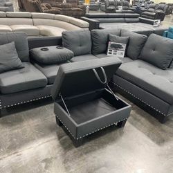 🛋️ NEW  Grey Bargain Comfy Sectional  w/Pillows 🚛  Avail 🛋️