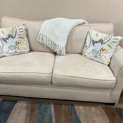 Couch  And Chair Together 