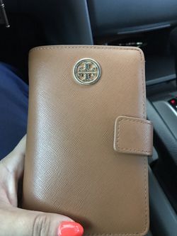 Tory Burch wallet