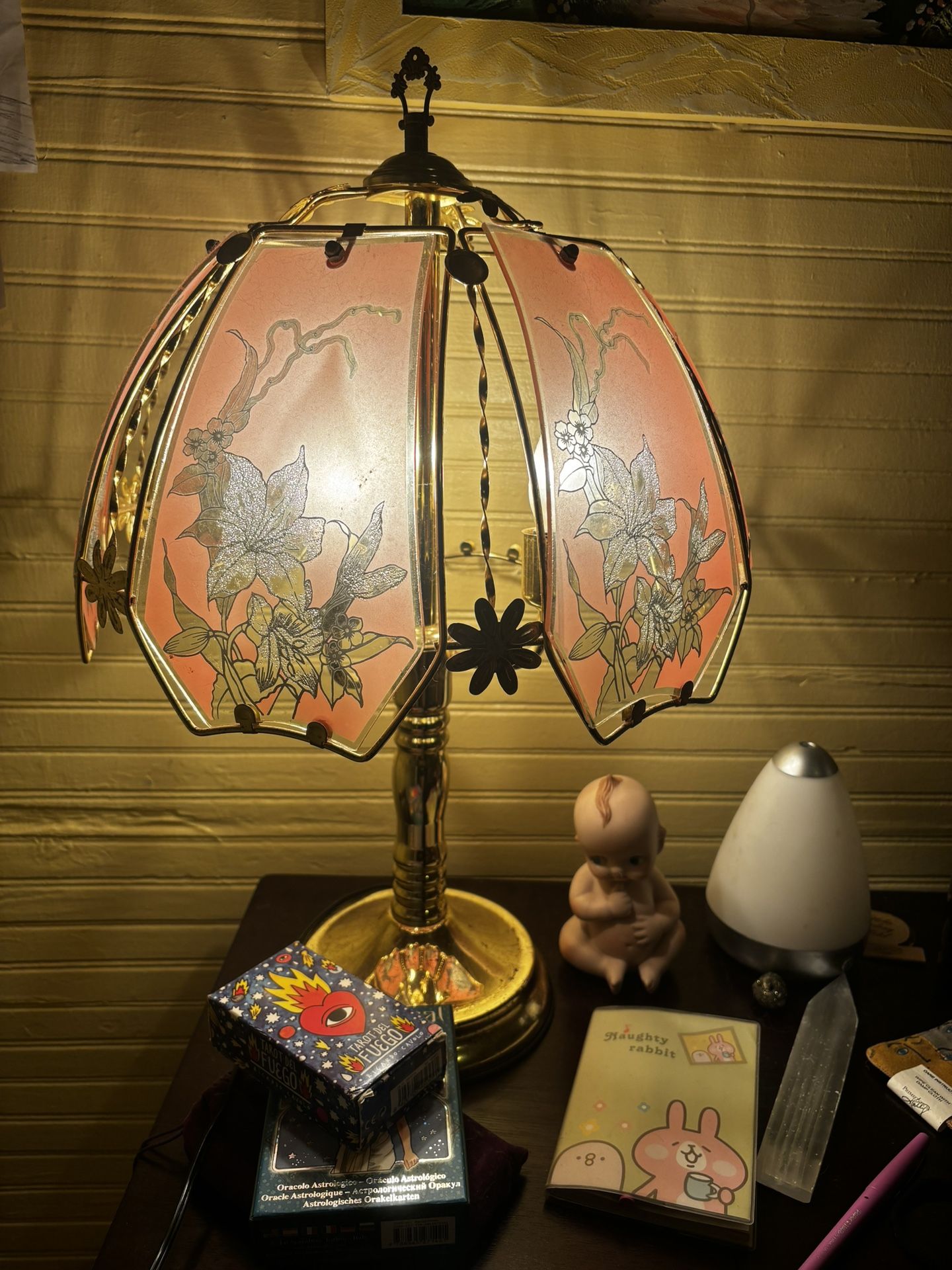 Vintage Flower Panel Lamp 