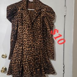 Cheetah Coat Size Large Brand New 