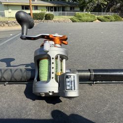 Lamiglas Redline 10’6” Heavy Action 12-30lb Salmon Rod And Reel