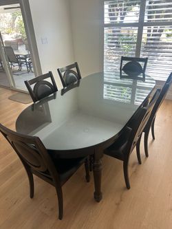 Dining table and 6 chairs