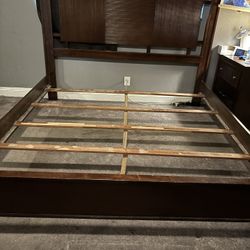King Size Solid Wood Bed Frame With Matching 7 Drawer Dresser