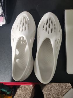 Adidas Yeezy Foam Runner Like Shoes