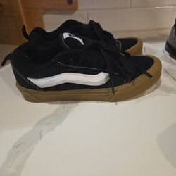 VANS SIZE 7.5