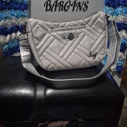 Lug Luxe VL Silver Purse 