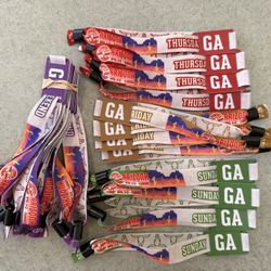 COUNTRY THUNDER Single Day Wristbands, CAMPING And Parking Passes