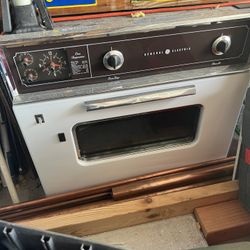 Vintage General Electric Conventional Oven