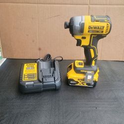DEWALT 20V XR CORDLESS BRUSHLESS 1/4-IN IMPACT DRIVER 4 AH BATTERY AND CHARGER INCLUDED 