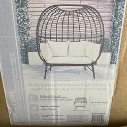 Black polyresin Double Seat Egg Chair With Cushions  