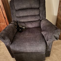 Blue Automatic  Lift From Sitting To Standing Recliner 