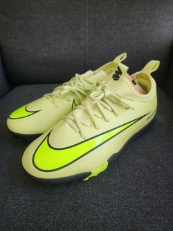Nike Jr. Mercurial Vapor 16 Academy Turf Soccer Shoes