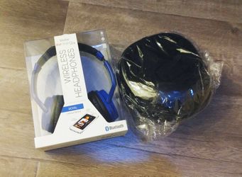 TRADE = Wireless Bluetooth Headphones with Carrying Case
