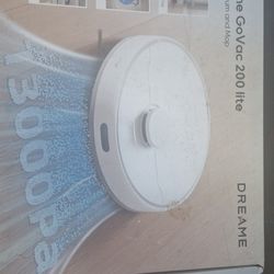 ****ROBOT VACUUM****