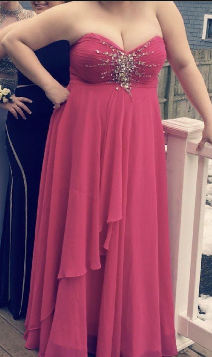 Prom Fuchsia dress/gown size 18