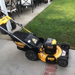  Dewalt RWD  Lawn Mower 2 - 20V Battery Cordless