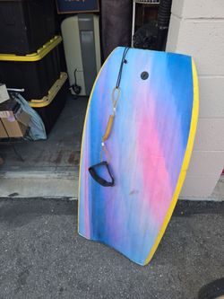 Bodyboard with Wrist Leash