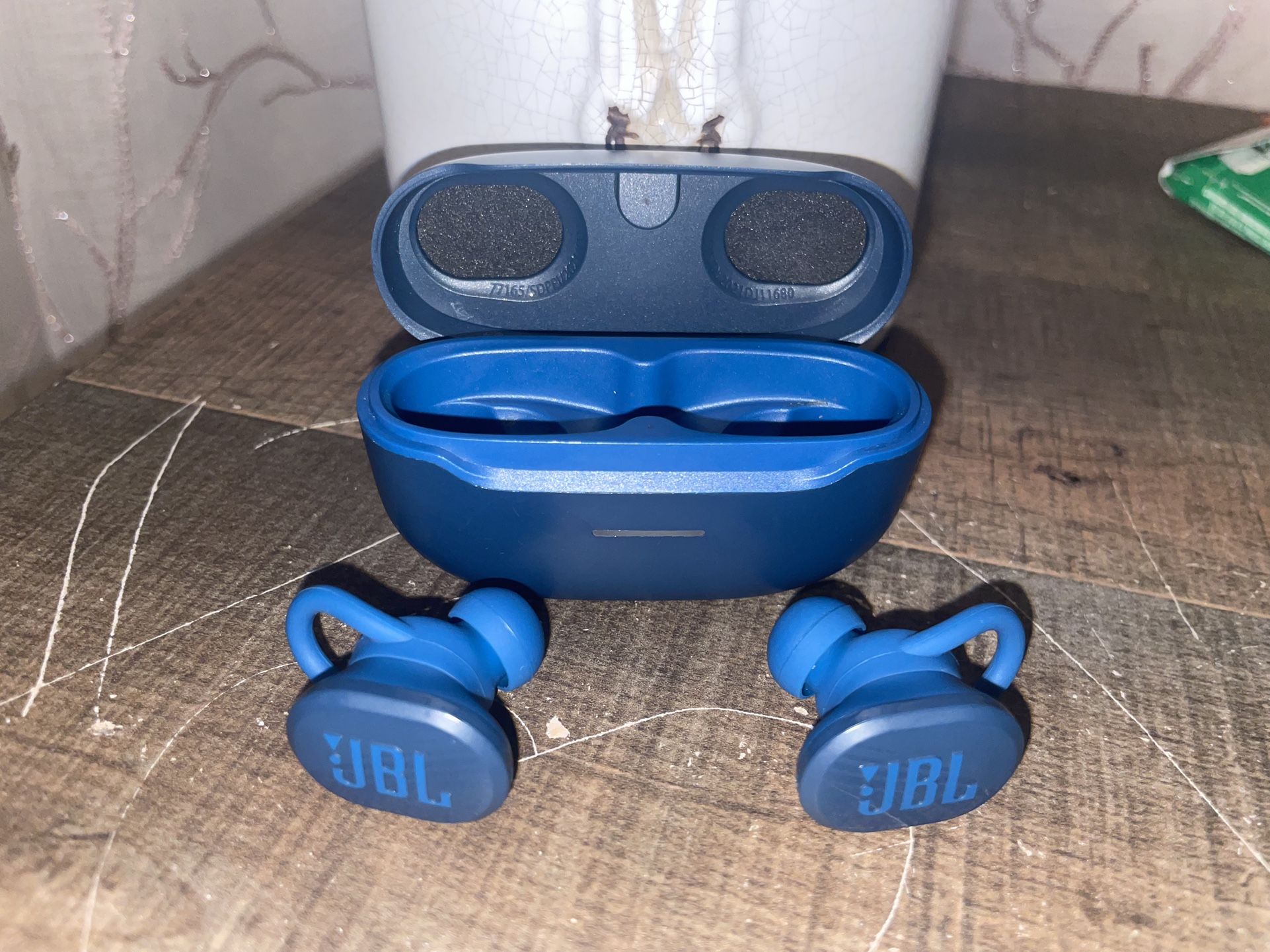 JBL Endurance Race True Wireless Earbuds